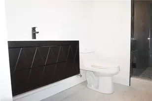 1232 Narragansett Blvd, Cranston, RI 02905 - Photo 33