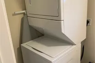 34 Callender Ave, Newport, RI 02840 - Photo 19