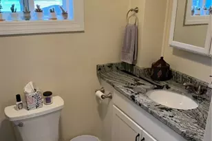 34 Callender Ave, Newport, RI 02840 - Photo 17