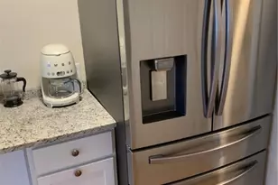 34 Callender Ave, Newport, RI 02840 - Photo 5