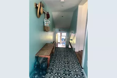 19 Garfield Street, Newport, RI 02840 - Photo 5