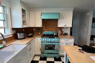 19 Garfield St, Newport, RI 02840 - Photo 13