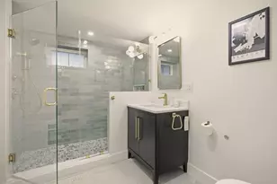 8 Kerins Terrace, Newport, RI 02840 - Photo 27