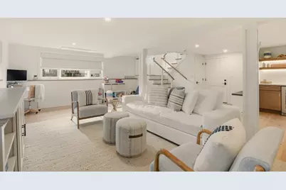 8 Kerins Terrace, Newport, RI 02840 - Photo 21