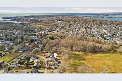 8 Kerins Terrace, Newport, RI 02840 - Photo 35