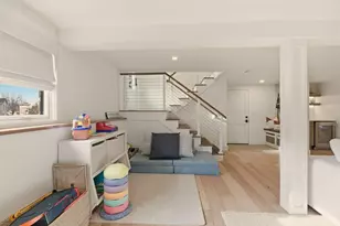 8 Kerins Terrace, Newport, RI 02840 - Photo 23