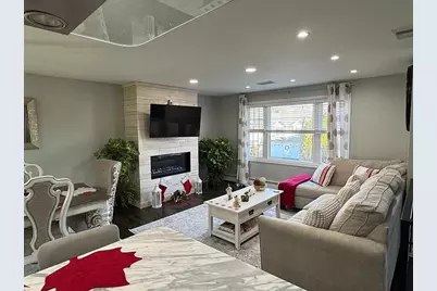 83 Whiting Street, Cranston, RI 02920 - Photo 5