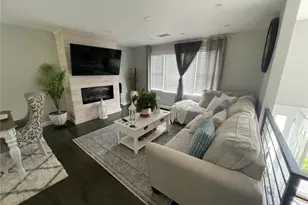 83 Whiting St, Cranston, RI 02920 - Photo 11