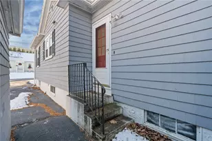 51 Smythe St, Middletown, RI 02842 - Photo 29