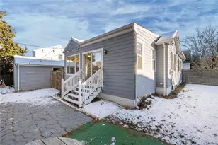 51 Smythe St, Middletown, RI 02842 - Photo 25