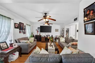 8 Arnold Ave, Lincoln, RI 02865 - Photo 3