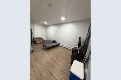 876 Douglas Avenue, Providence, RI 02908 - Photo 3