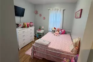 876 Douglas Ave, Providence, RI 02908 - Photo 7