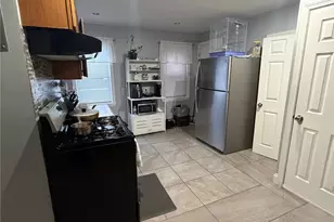 876 Douglas Ave, Providence, RI 02908 - Photo 9