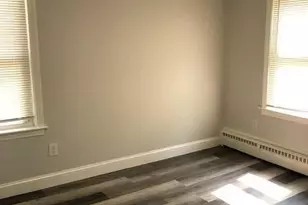 15 Rock St, Bristol, RI 02809 - Photo 5