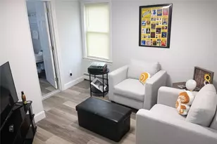 15 Rock St, Bristol, RI 02809 - Photo 7