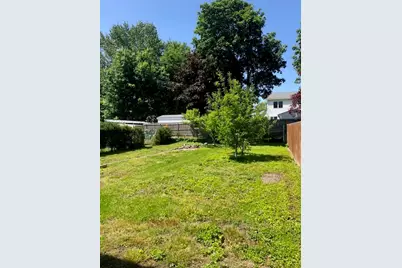 15 Rock Street #1, Bristol, RI 02809 - Photo 11