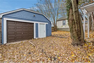 115 Hazael Street, Providence, RI 02908 - Photo 33