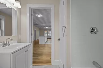 115 Hazael Street, Providence, RI 02908 - Photo 27