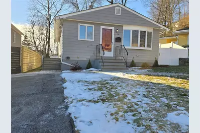 96 Edgeworth Avenue, Providence, RI 02904 - Photo 1