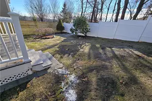 96 Edgeworth Ave, Providence, RI 02904 - Photo 3