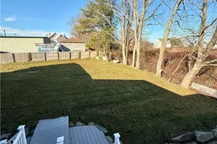 28 Kitchener St, Tiverton, RI 02878 - Photo 9