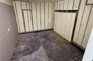 28 Kitchener St, Tiverton, RI 02878 - Photo 21