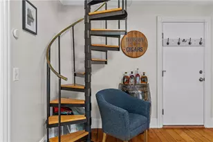 20 Berkeley Ave, Newport, RI 02840 - Photo 17