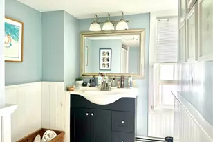 26 S Baptist St, Newport, RI 02840 - Photo 9