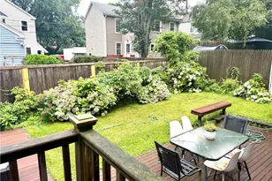 26 S Baptist St, Newport, RI 02840 - Photo 5