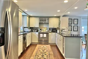 26 S Baptist St, Newport, RI 02840 - Photo 3