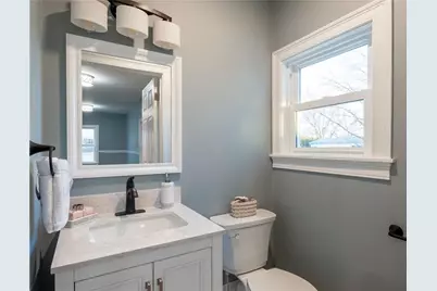 11 Crane St Street S, Pawtucket, RI 02860 - Photo 11