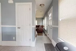 11 Crane St Street S, Pawtucket, RI 02860 - Photo 9