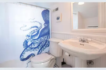 4 Kay Terrace, Newport, RI 02840 - Photo 23