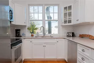 4 Kay Terrace, Newport, RI 02840 - Photo 11