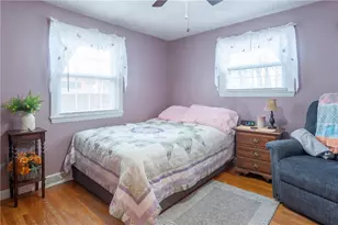 80 Oakland Ave, Pawtucket, RI 02861 - Photo 11