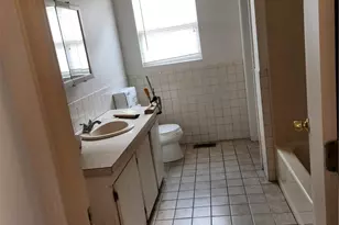 13 Halton St, Providence, RI 02907 - Photo 7