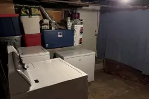 40 Bassett St, West Warwick, RI 02893 - Photo 9