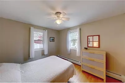 135 Holly Road, South Kingstown, RI 02879 - Photo 5