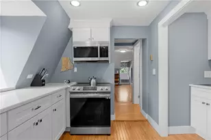 44 Bliss Mine Rd, Middletown, RI 02842 - Photo 13