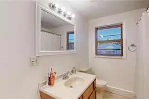19 Pavilion Ct, Cranston, RI 02920 - Photo 25