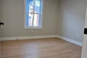 137 Stanwood St, Providence, RI 02907 - Photo 5