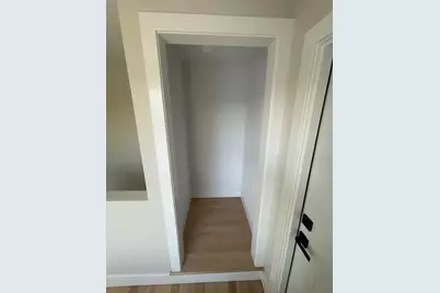 137 Stanwood Street, Providence, RI 02907 - Photo 11