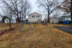 37 Forest Ave, Cumberland, RI 02864 - Photo 13