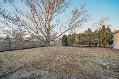 101 Omaha Boulevard, Warwick, RI 02889 - Photo 21