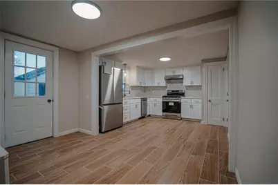 101 Omaha Boulevard, Warwick, RI 02889 - Photo 5