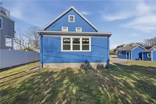 9 Lillis Ave, Barrington, RI 02806 - Photo 7