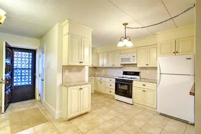 175 Hoffman Avenue #102, Cranston, RI 02920 - Photo 7