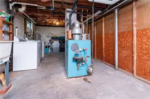 37 Columbus Ave, North Providence, RI 02911 - Photo 43