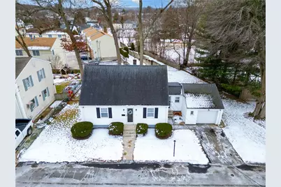 37 Columbus Avenue, North Providence, RI 02911 - Photo 3